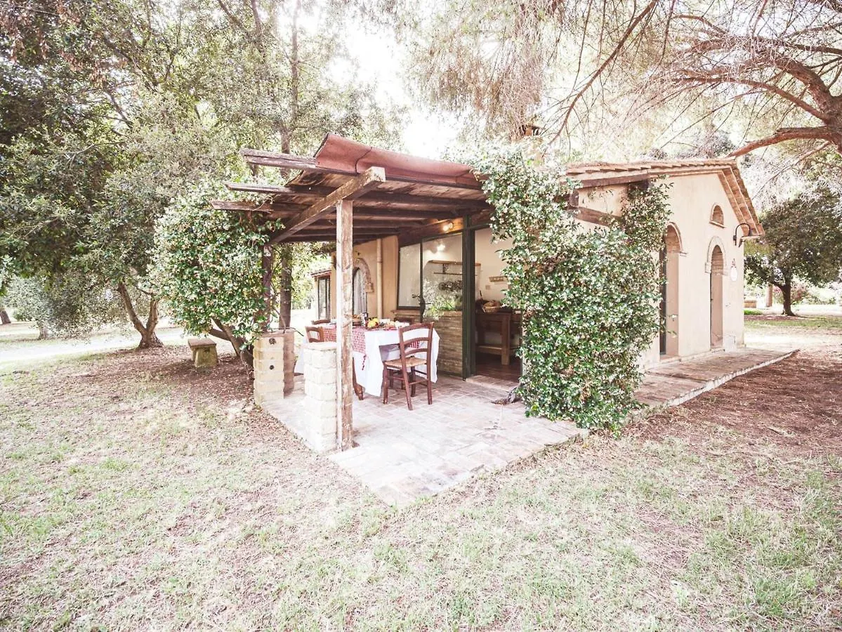 Apartmán Relais Casale Il Poggetto - I Pini By Zoom In Earth Cecina  0*, Cecina (Livorno)