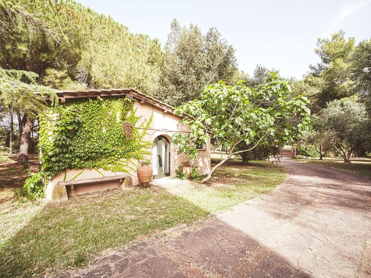 Appartamento Relais Casale Il Poggetto - I Pini By Zoom In Earth Cecina