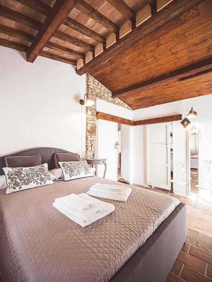 Appartamento Relais Casale Il Poggetto - I Pini By Zoom In Earth Cecina   Cecina (Livorno)